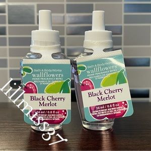 2X BLACK CHERRY MERLOT Bath & Body Works Wallflower Refill Bulb Bundle